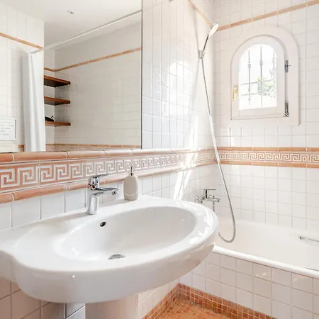 Gigantische Mit Meerblick, Panoramablick & Pool-oase Villa *